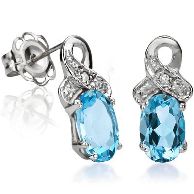 GORGEROUS 1.08 CT BLUE TOPAZ & 2 PCS WHITE DIAMOND 0.925 STERLING SILVER W/ PLATINUM EARRINGS