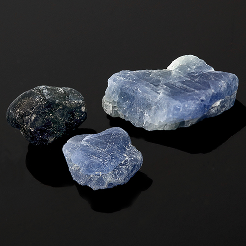 27 Grams Terminated Natural Sapphire Crystals From Madagascar