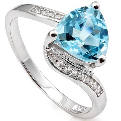 DISTINCTIVE 1.94 CT SKY BLUE TOPAZ & 12 PCS CREATED WHITE SAPPHIRE 0.925 STERLING SILVER W/ PLATINUM RING