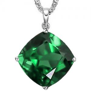 LOVELY ! 3.00 CT EUROPEAN EMERALD (VS CLARITY) 10KT SOLID GOLD PENDANT