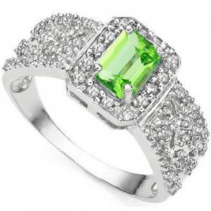 GLAMOROUS ! 14K WHITE GOLD OVER SOLID STERLING SILVER DIAMONDS & 3/4 CT PERIDOT RING