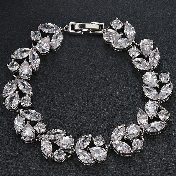NEW! SPARKLING CREATED WHITE SAPPHIRE 18K WHITE GOLD PLATED GERMAN SILVER BRACELET