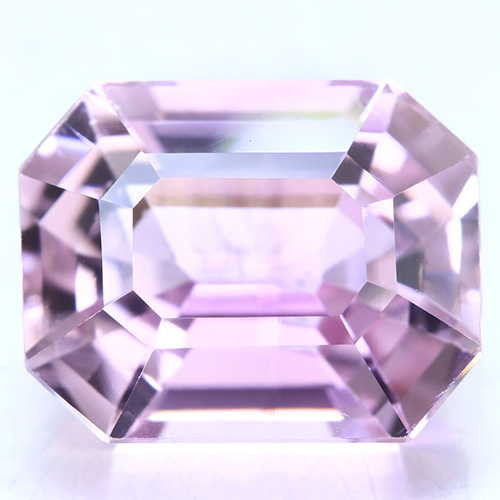 8.88 CARAT PINK KUNZITE (VS) PINK TO PURPLE OCTAGON CUT LOOSE GEMSTONE