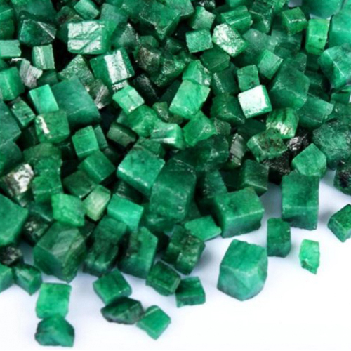 Dyed 65-70 Ct Natural Colombia Green Emerald Raw Cube Rough Loose