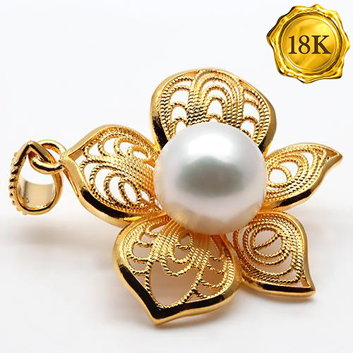LIMITED ITEM ! 8.5MM FRESHWATER PEARL 18KT SOLID GOLD FLOWER PENDANT