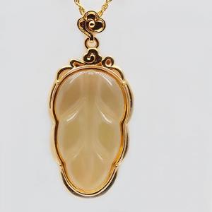 READY TO SHIP ! BEESWAX 18KT SOLID GOLD LEAF PENDANT