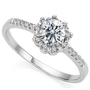 GORGEOUS ! 1/3 CT LAB GROWN DIAMOND (E-E/VS) SOLITAIRE 10KT SOLID GOLD ENGAGEMENT RING