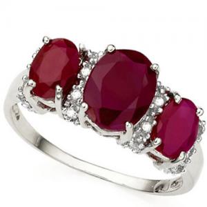 CHARMING ! WOMENS 14K WHITE GOLD OVER SOLID STERLING SILVER DIAMONDS & 2.40 CT AFRICAN RUBY RING
