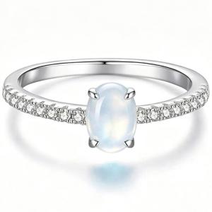 NEW! MOONSTONE 925 STERLING SILVER RING